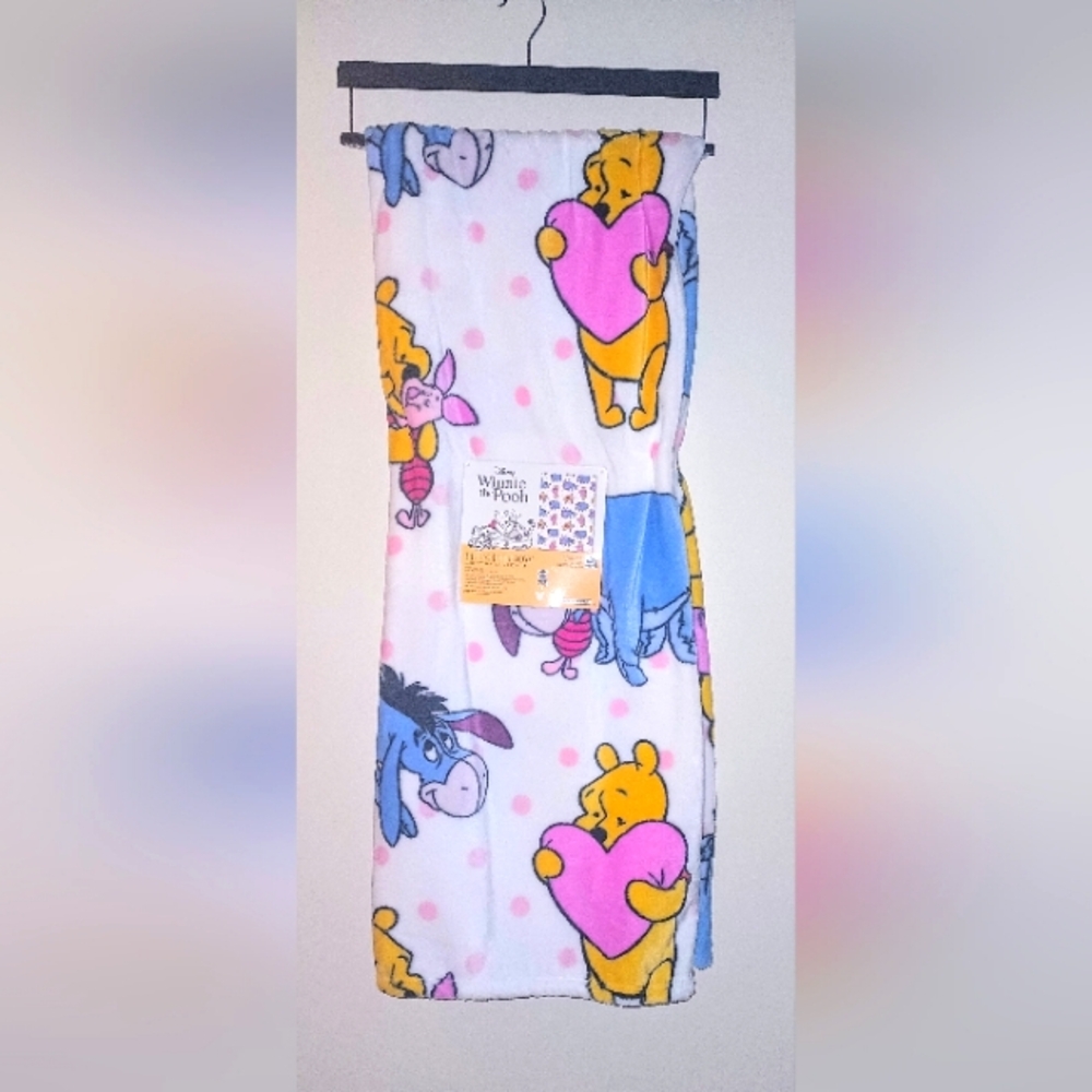 Winnie the Pooh Plush Blanket
